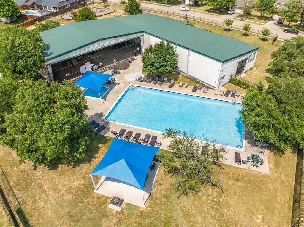 2412 Clubhouse Drive Property Photo 34