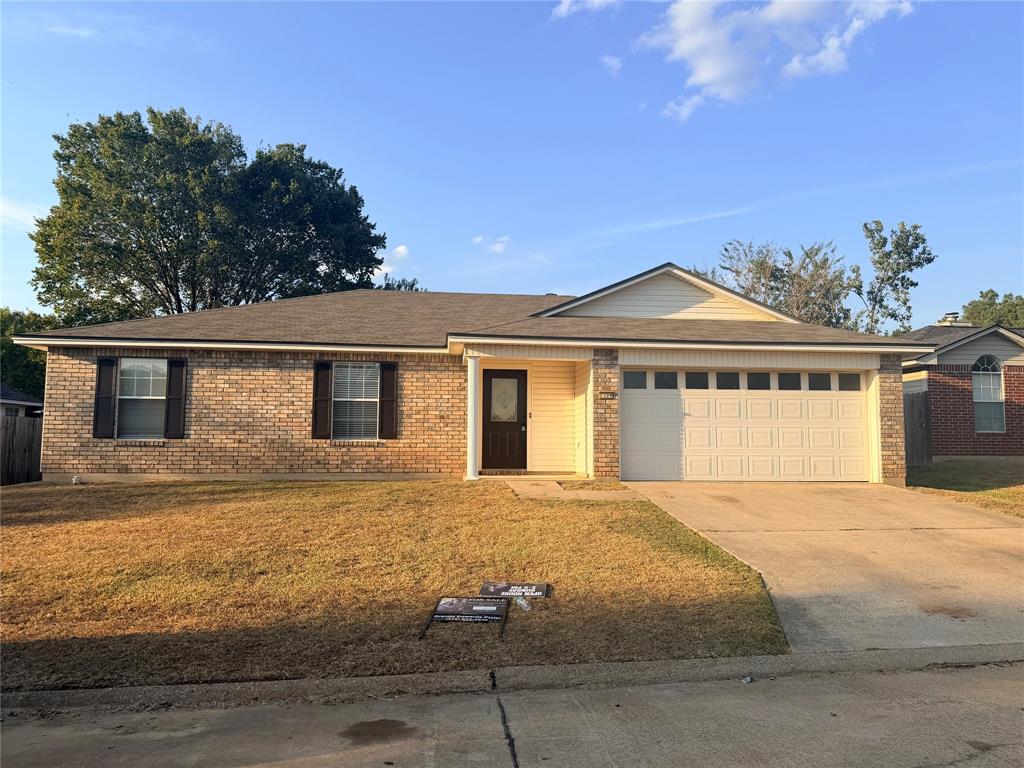 7504 Pecanwood Court Property Photo 1