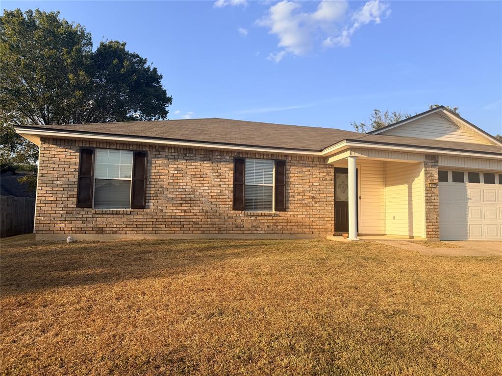 7504 Pecanwood Court Property Photo 2