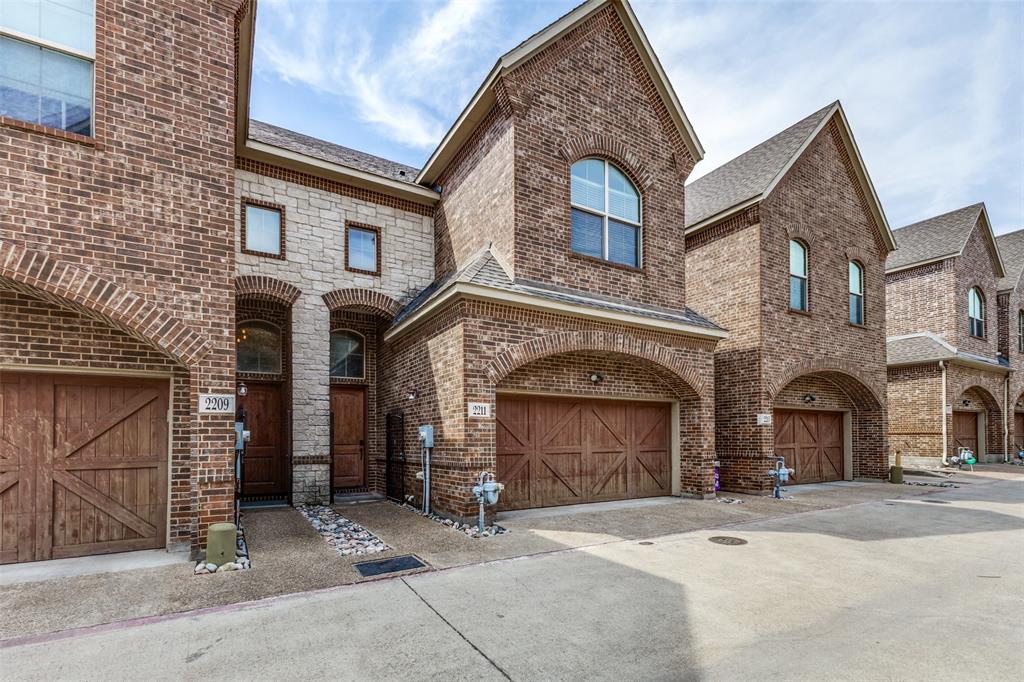 2211 Eriksson Lane Property Photo 1
