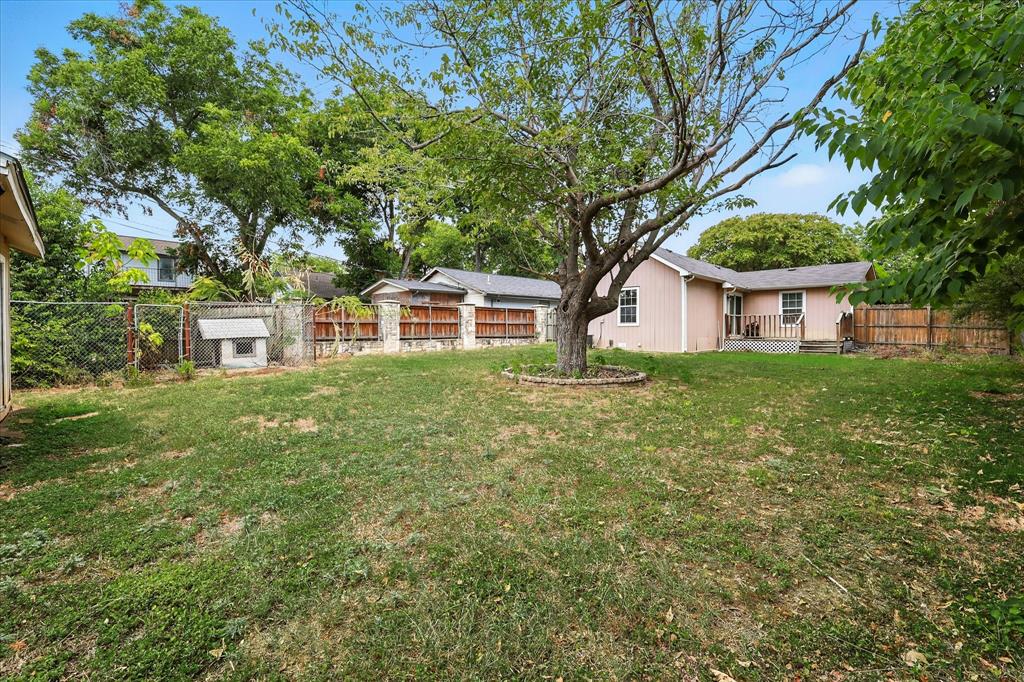 7243 Ash Street Property Photo 4