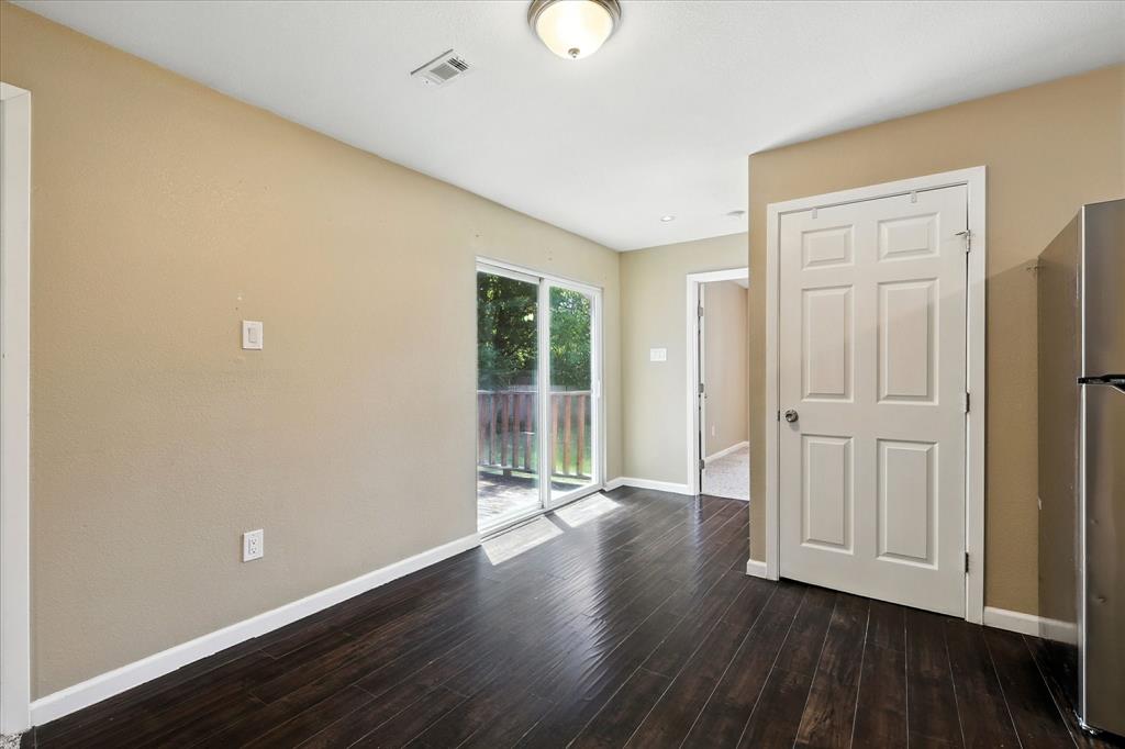 7243 Ash Street Property Photo 9