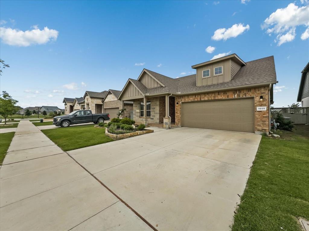 1605 Camp Court Property Photo 1