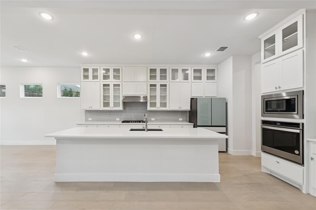 1420 Meziere Sky Drive Property Photo 15