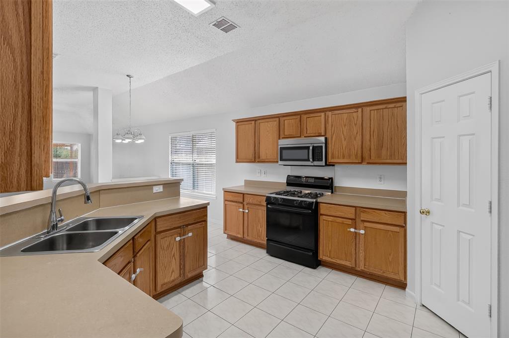 3526 Sedona Drive Property Photo 12
