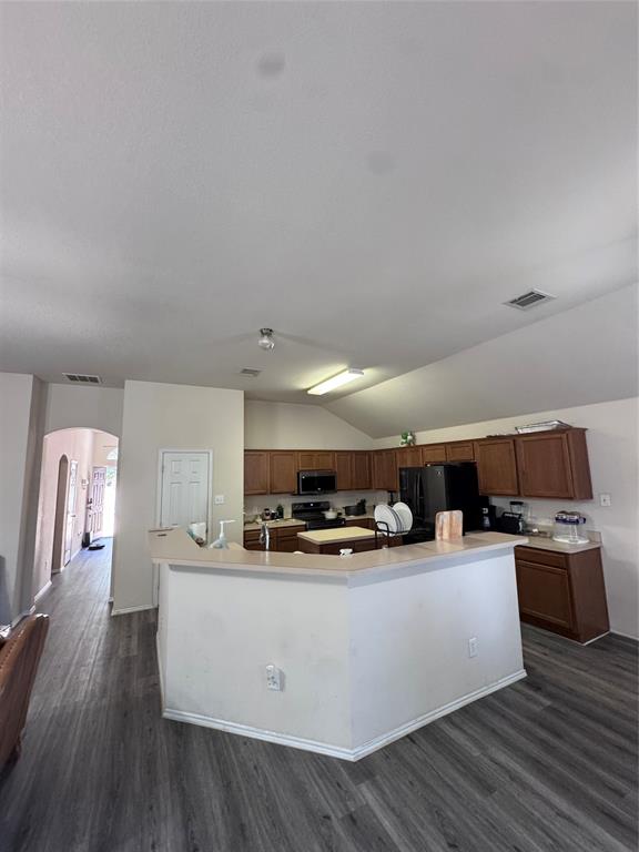 6812 Wilhelmina Drive Property Photo 6