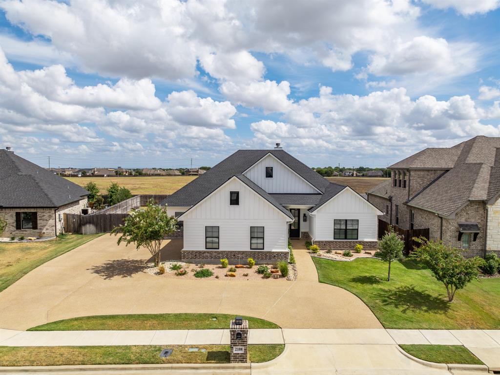 2108 Stinson Court Property Photo 2