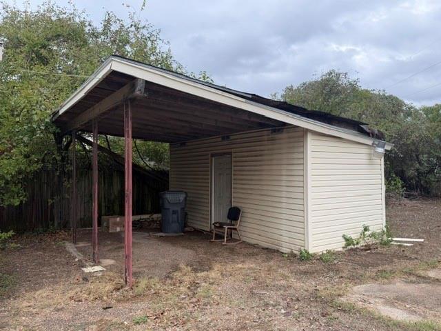501 Hatton Street Property Photo 6