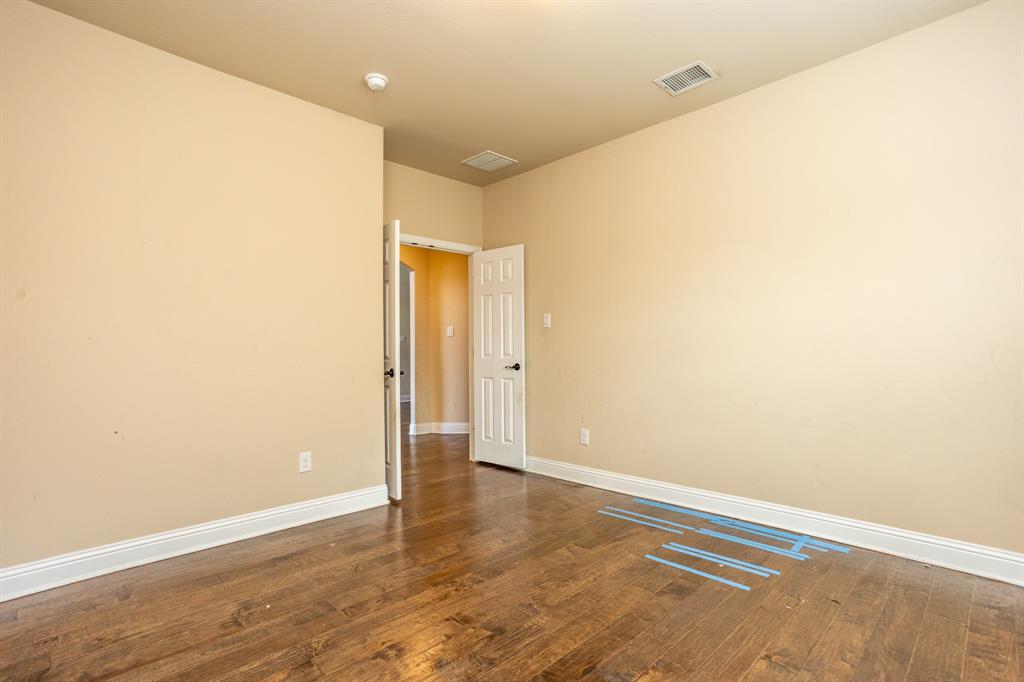 4803 Comstock Way Property Photo 18