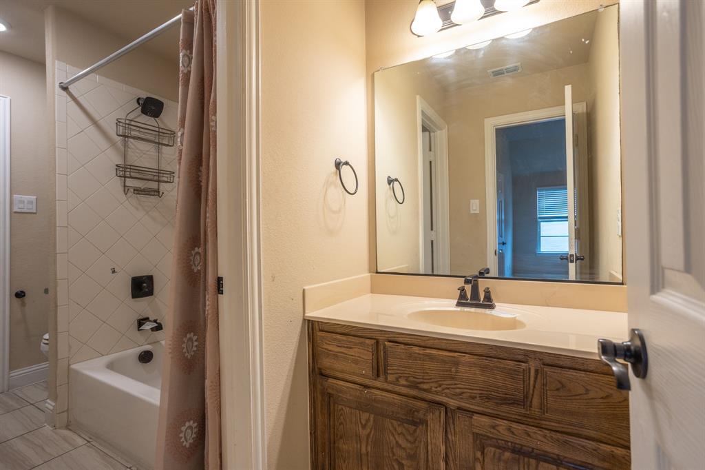 4803 Comstock Way Property Photo 22