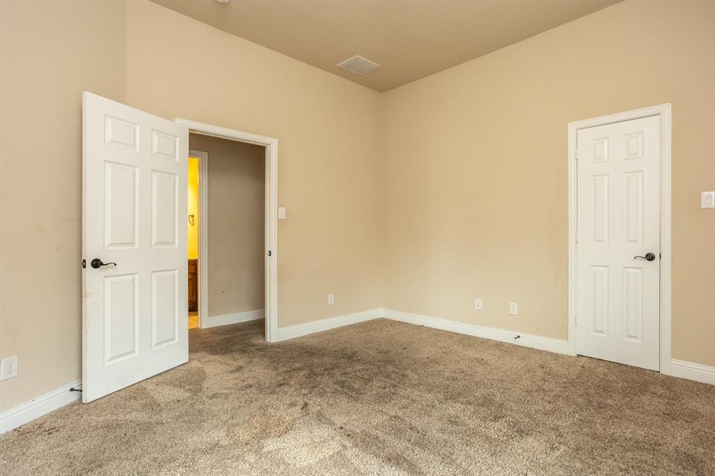 4803 Comstock Way Property Photo 24