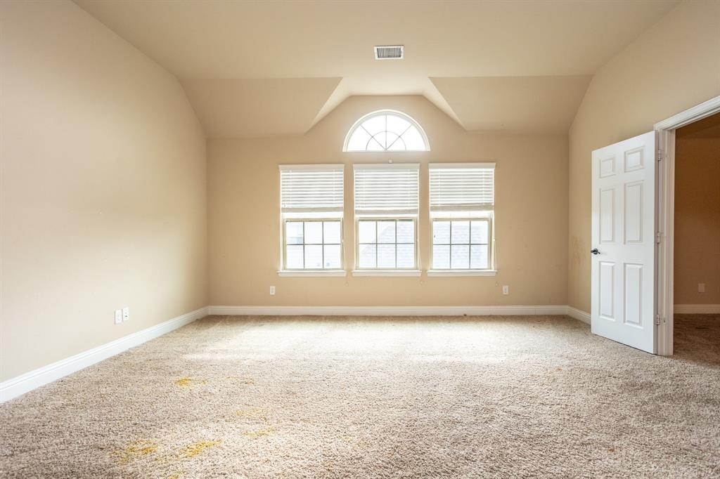 4803 Comstock Way Property Photo 26