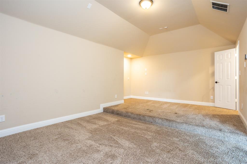 4803 Comstock Way Property Photo 27
