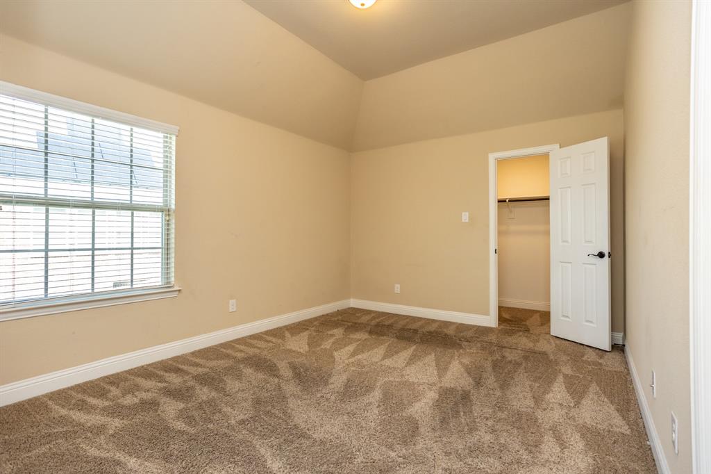 4803 Comstock Way Property Photo 32