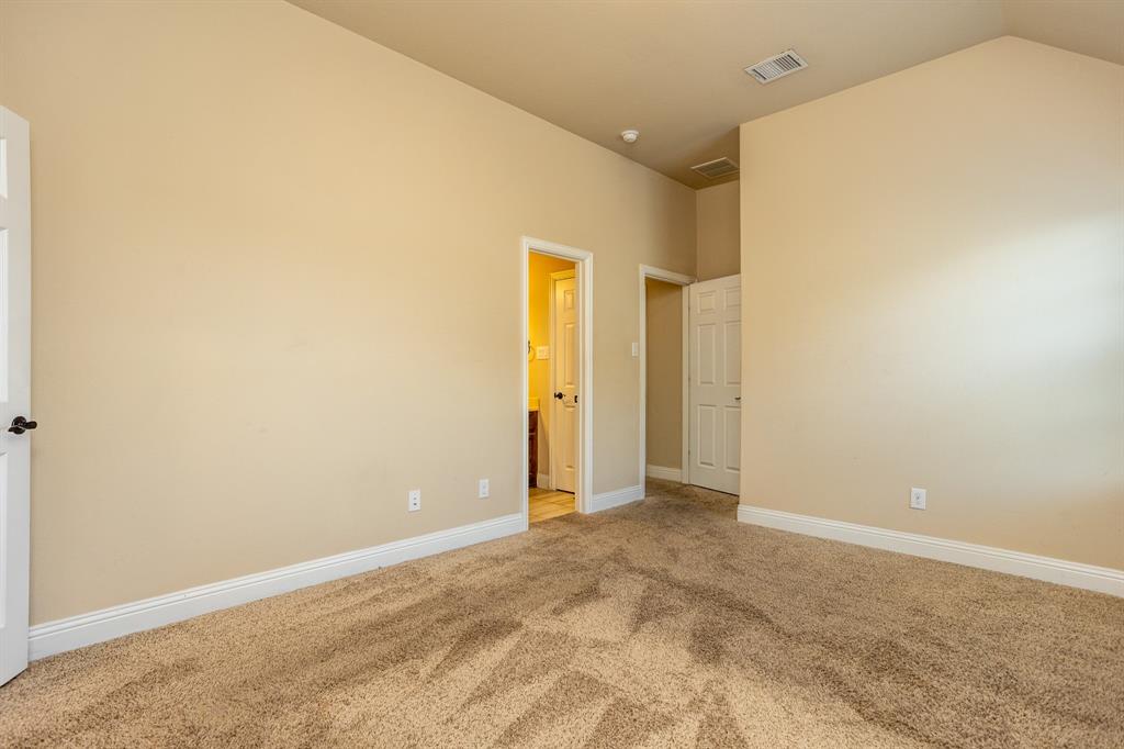 4803 Comstock Way Property Photo 33
