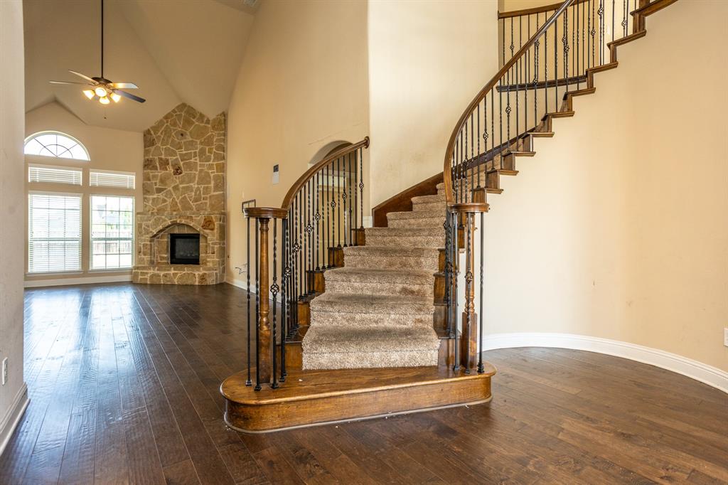 4803 Comstock Way Property Photo 35