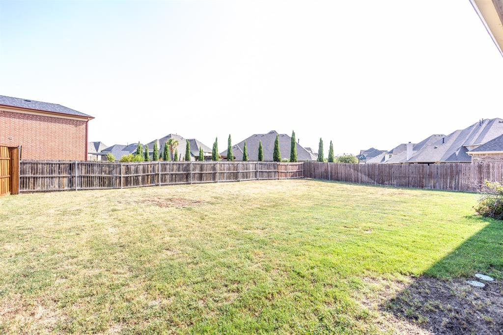 4803 Comstock Way Property Photo 36