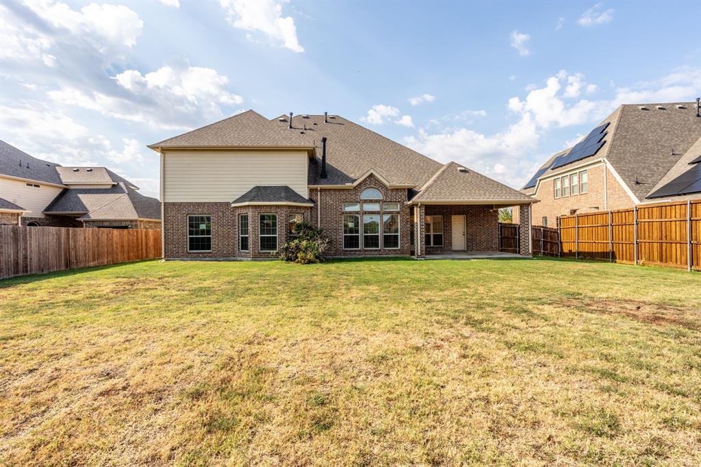 4803 Comstock Way Property Photo 37
