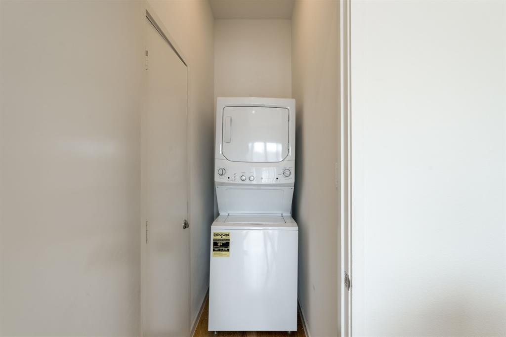 3812 San Jacinto Street 203 Property Photo 19