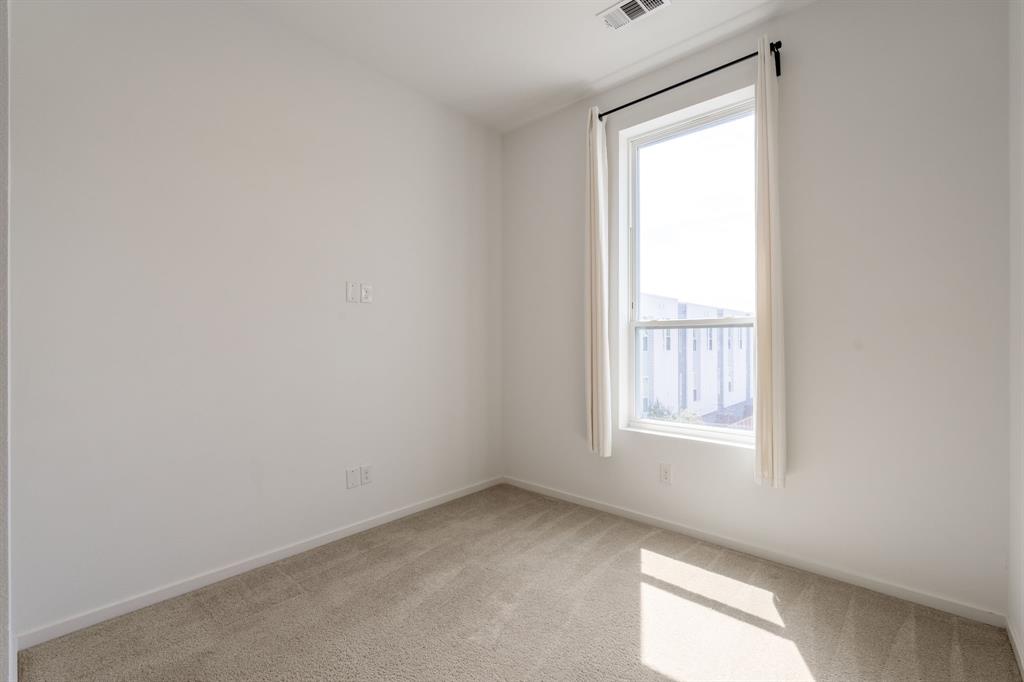 3812 San Jacinto Street 203 Property Photo 21