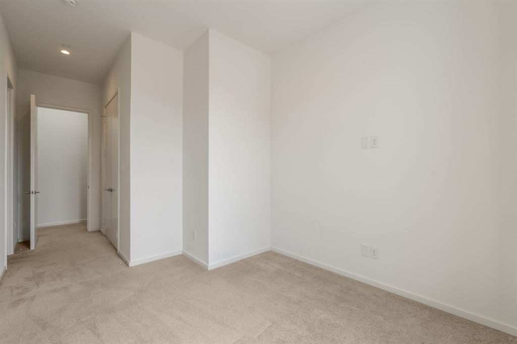 3812 San Jacinto Street 203 Property Photo 22