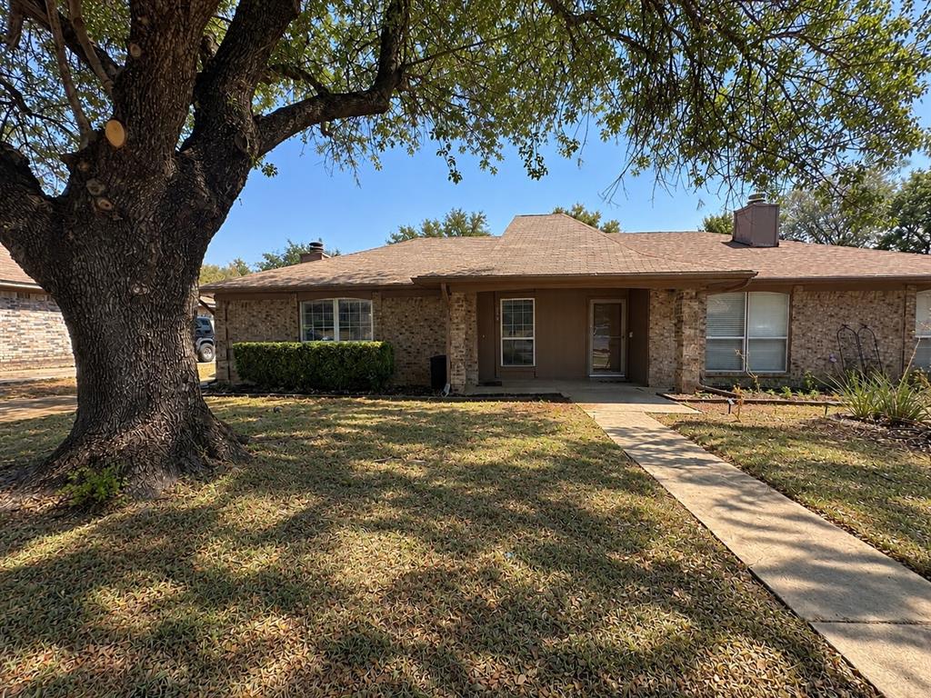 806 Blessing Creek Drive Property Photo 1