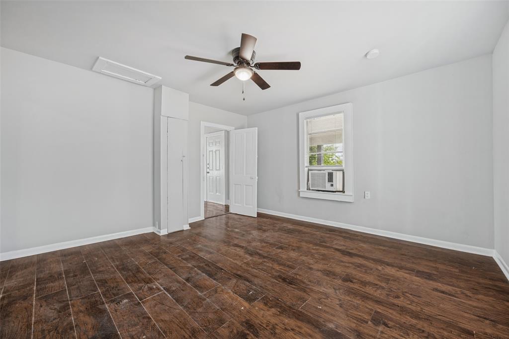1801 W Bond Street Property Photo 12