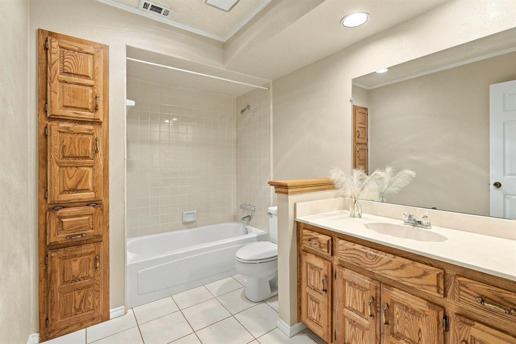 907 Rush Creek Drive Property Photo 28