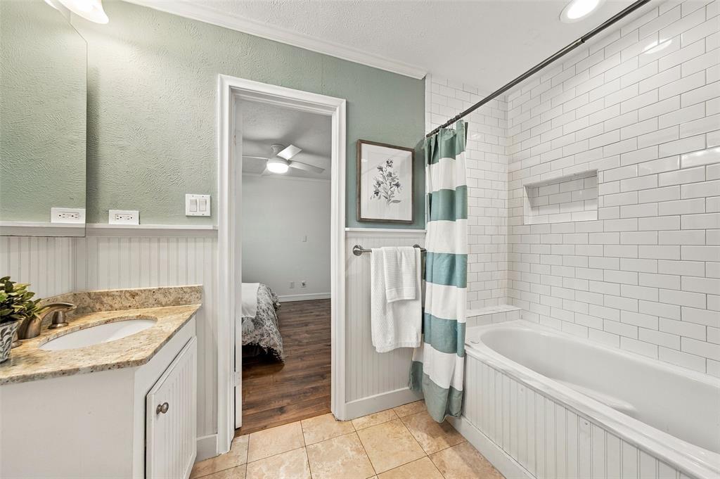 8311 Baumgarten Drive Property Photo 20