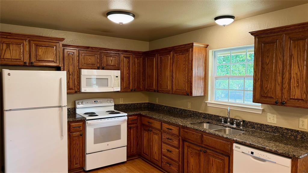 104 Herron Street Property Photo 10