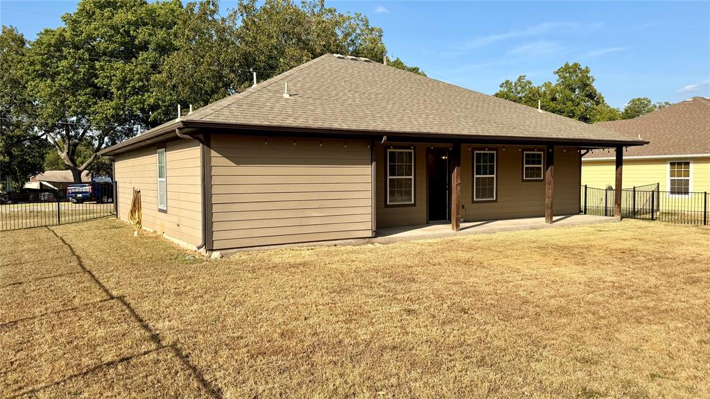 104 Herron Street Property Photo 21