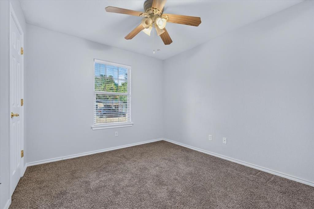 401 S Llano Street Property Photo 14