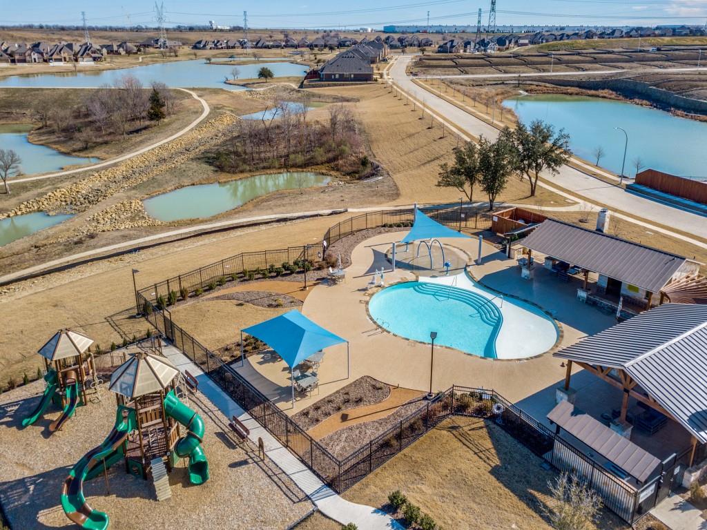 14225 Spitfire Trail Property Photo 32