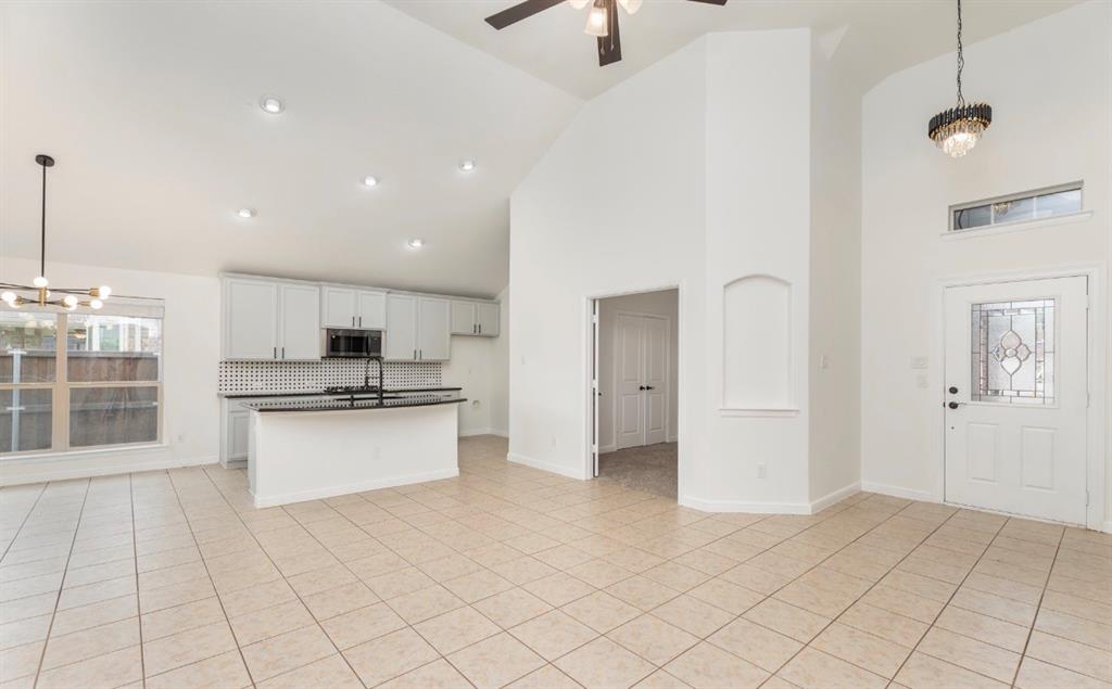 1413 Nightingale Drive Property Photo 4