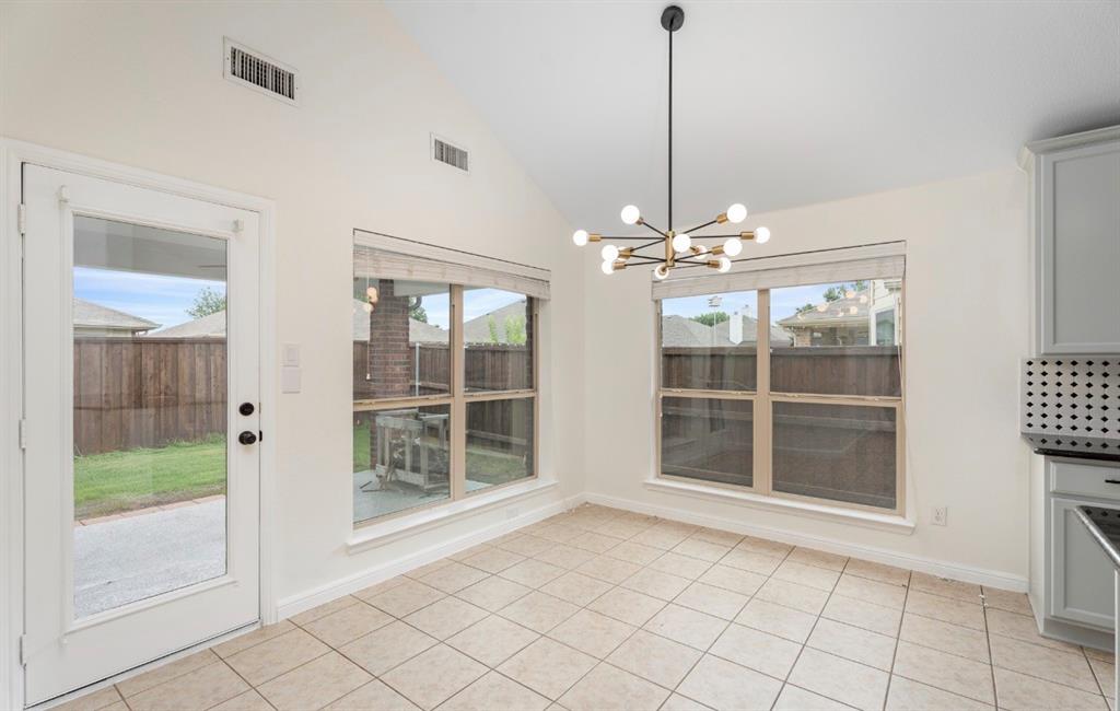 1413 Nightingale Drive Property Photo 10