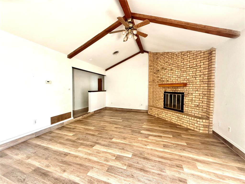 2318 Corsicana Avenue Property Photo 2