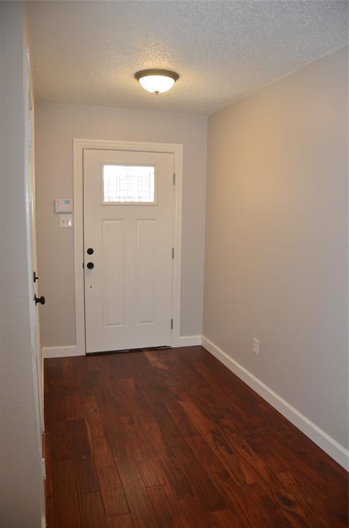 9353 Sundial Property Photo 3