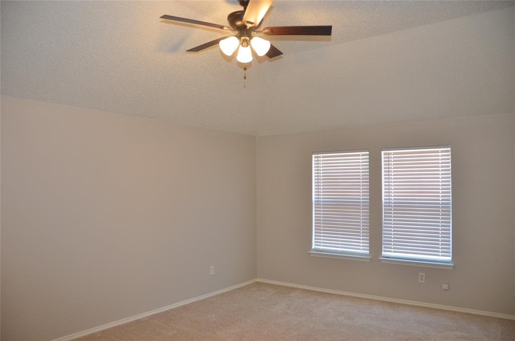 9353 Sundial Property Photo 13