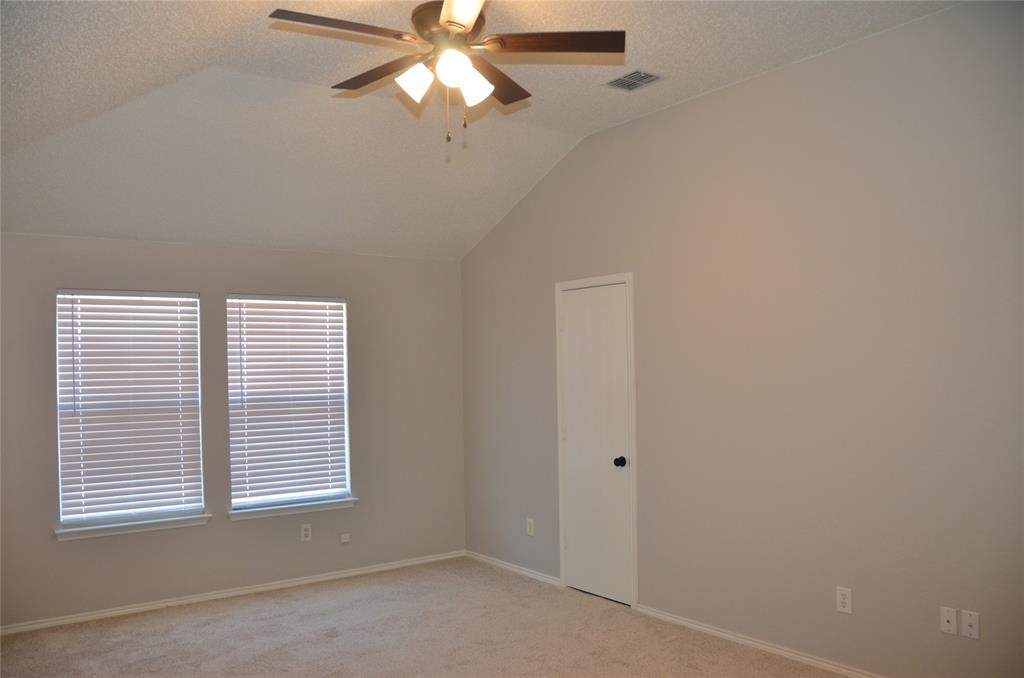 9353 Sundial Property Photo 14