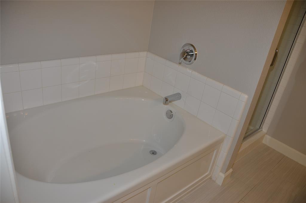 9353 Sundial Property Photo 15