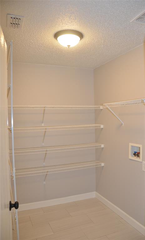 9353 Sundial Property Photo 22