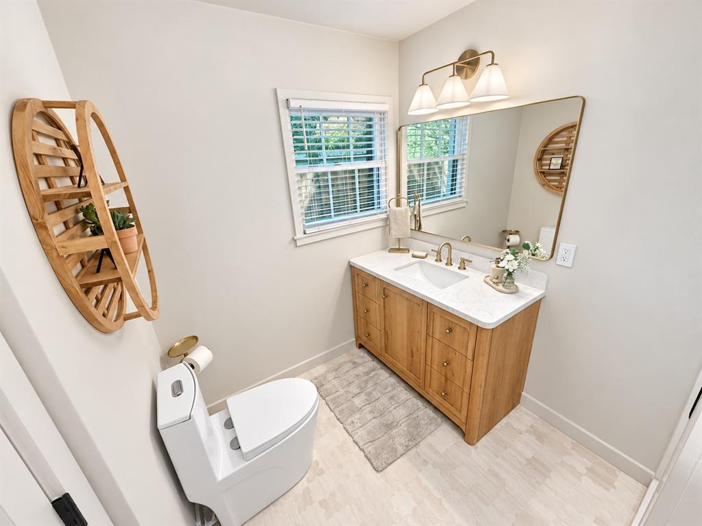 2013 Huntington Lane Property Photo 22