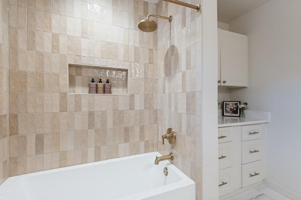 2013 Huntington Lane Property Photo 26