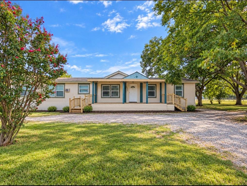 105 E Laura Avenue Property Photo 1