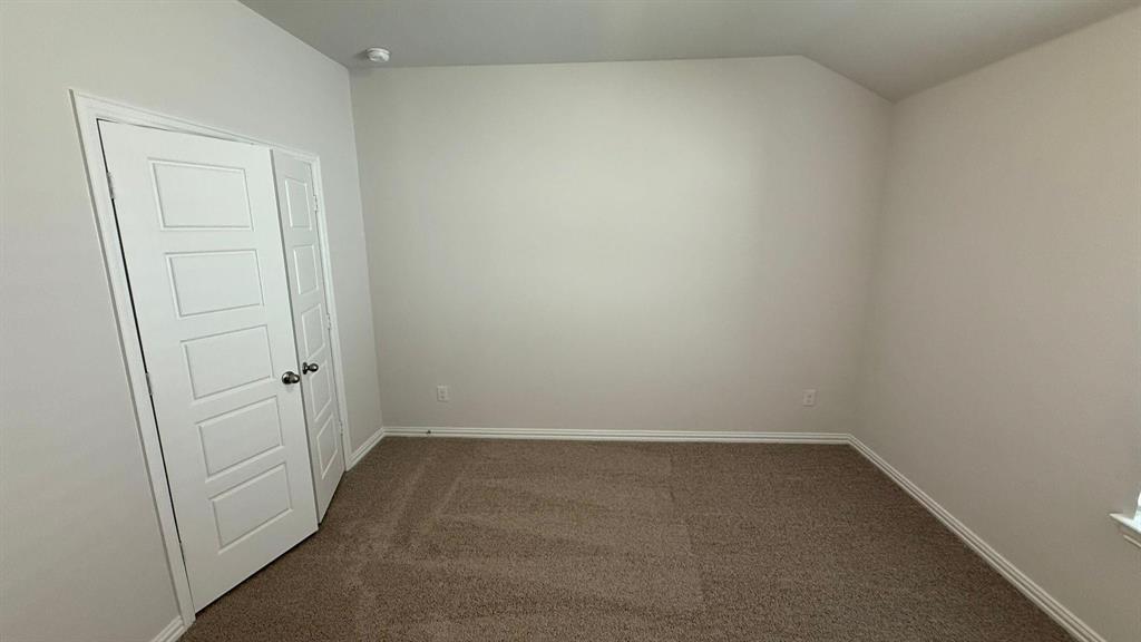 820 Jacquelyn Dr Property Photo 18