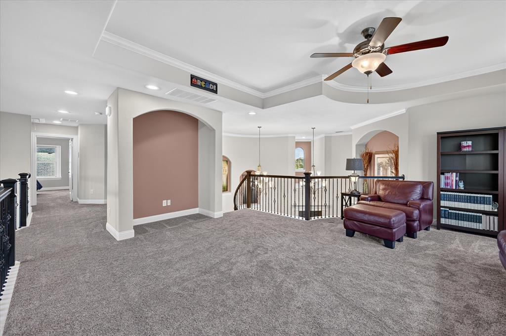 810 Walworth Drive Property Photo 12