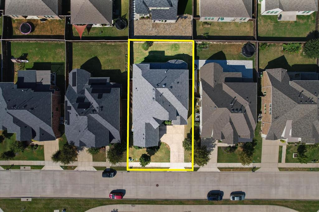 810 Walworth Drive Property Photo 33