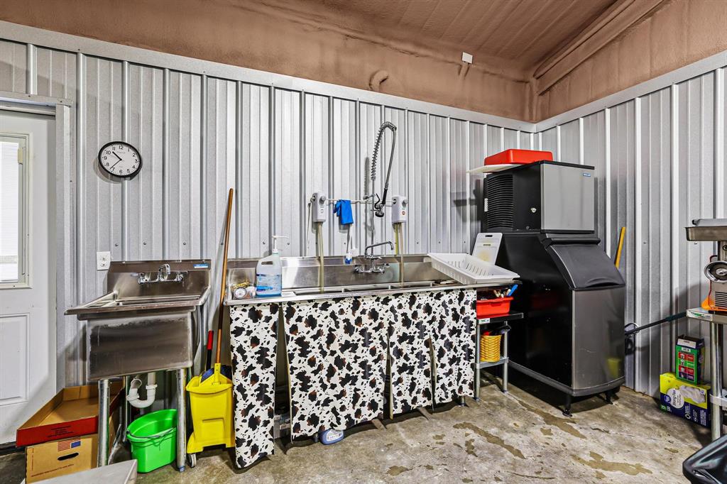453a Depot Property Photo 22