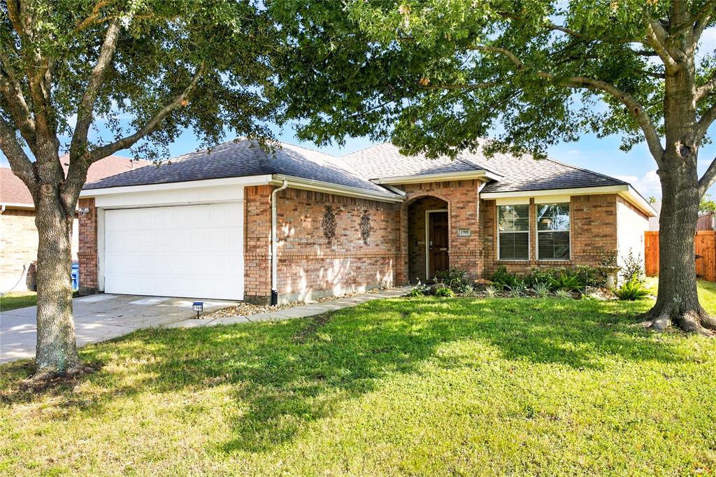 1709 White Mountain Way Property Photo 1