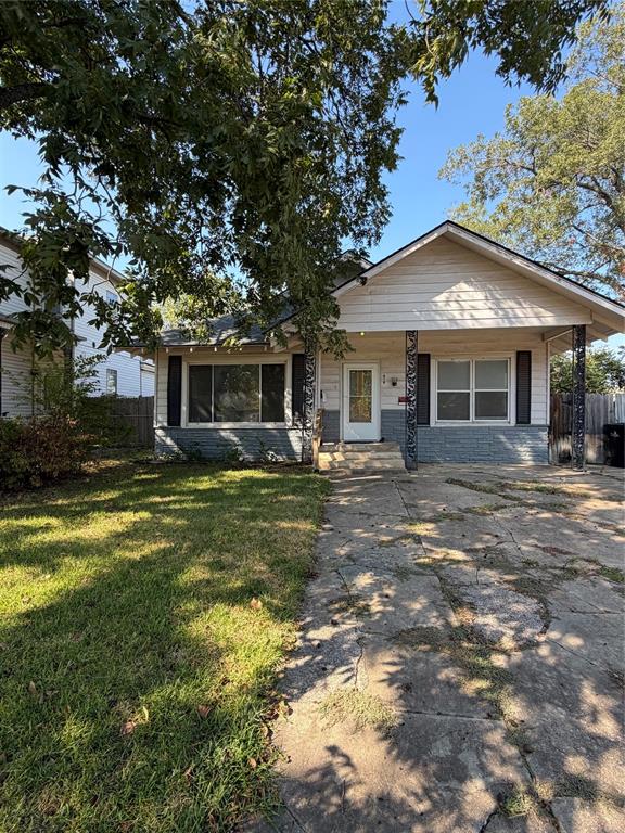 619 W Owing Street Property Photo 1